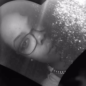 Meet your Posher, Anastacia